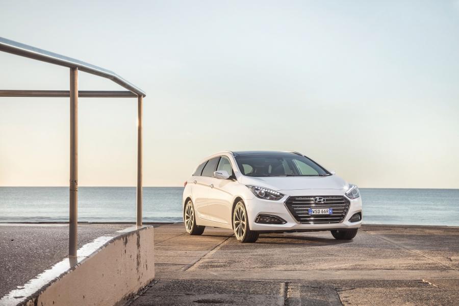  Hyundai i40 Tourer 2015 года  (AU) (фото 16 из 18)
